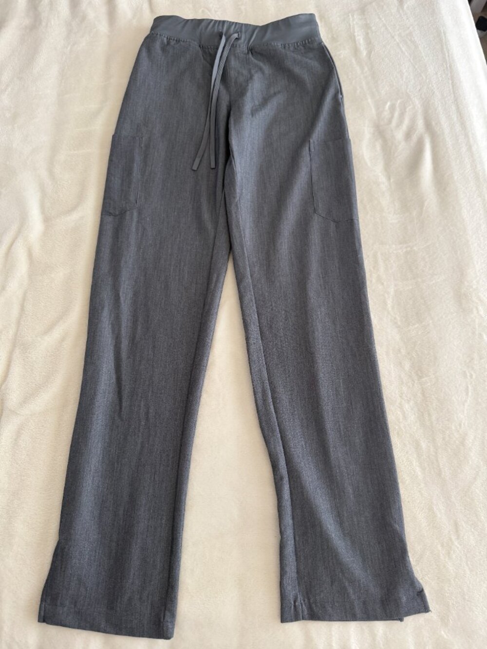 Mandala Gray Equa-Tek Performance Scrub Cargo Pants Women's T-XXS Straight Leg